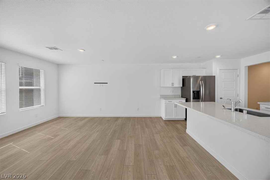 295 Grunt Ave #2 - Photo 4 of 31