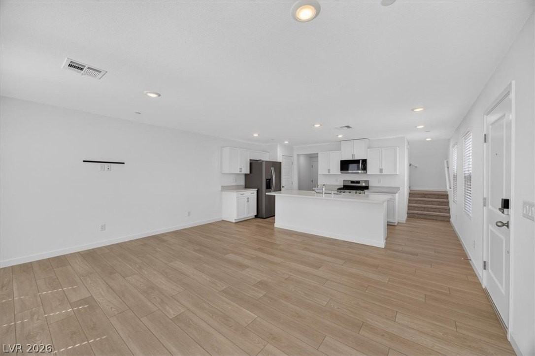 295 Grunt Ave #2 - Photo 6 of 31