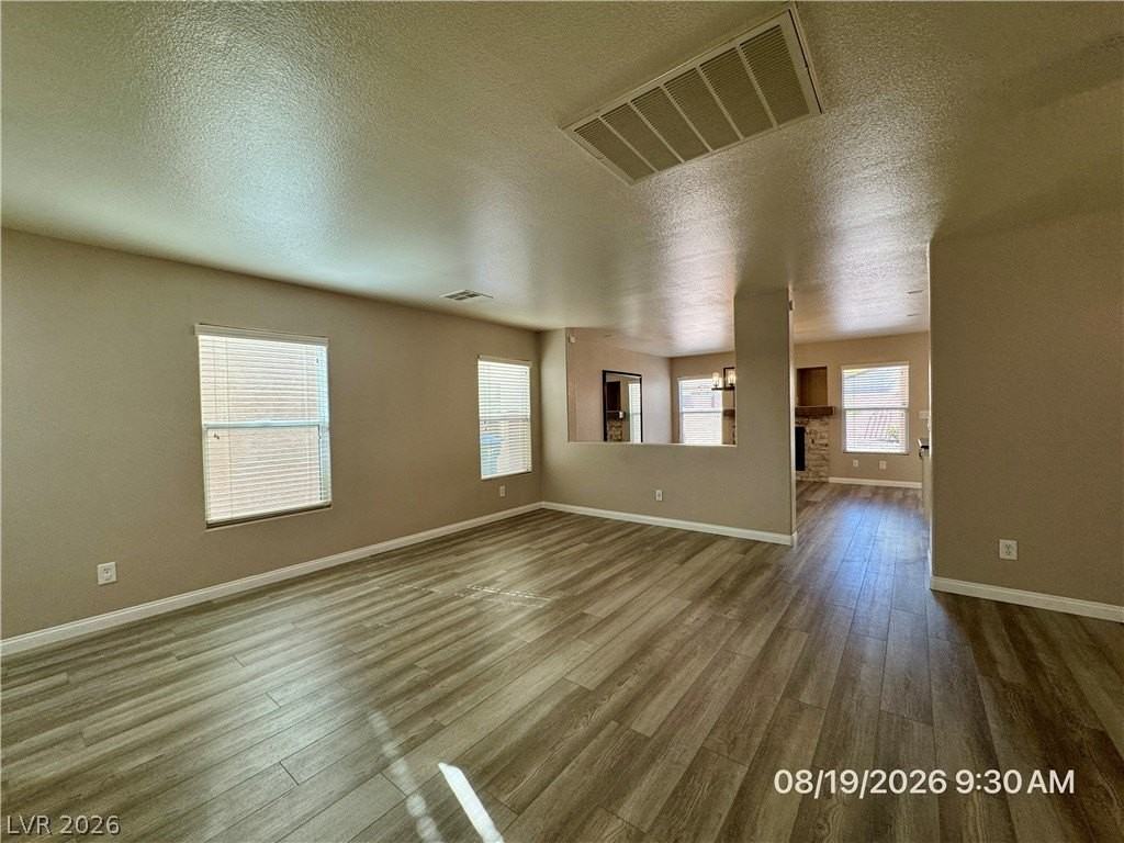 5204 Iron Crossing Ave - Photo 4 of 50