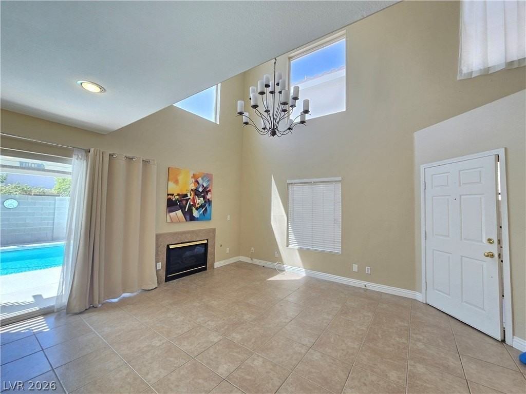 8449 Faucet Ave - Photo 3 of 24
