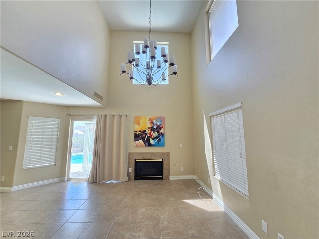 8449 Faucet Ave - Photo 4 of 24