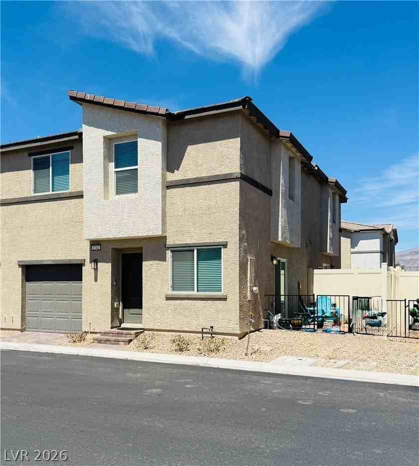 2742 Matador Red Ave - Photo 2 of 12