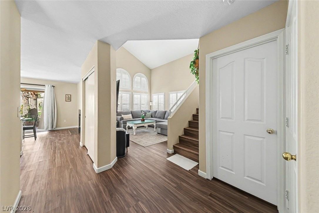 1409 Spice Sky Dr - Photo 6 of 33