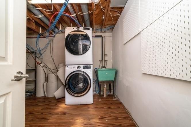 442 N Dobson St - Photo 3 of 31