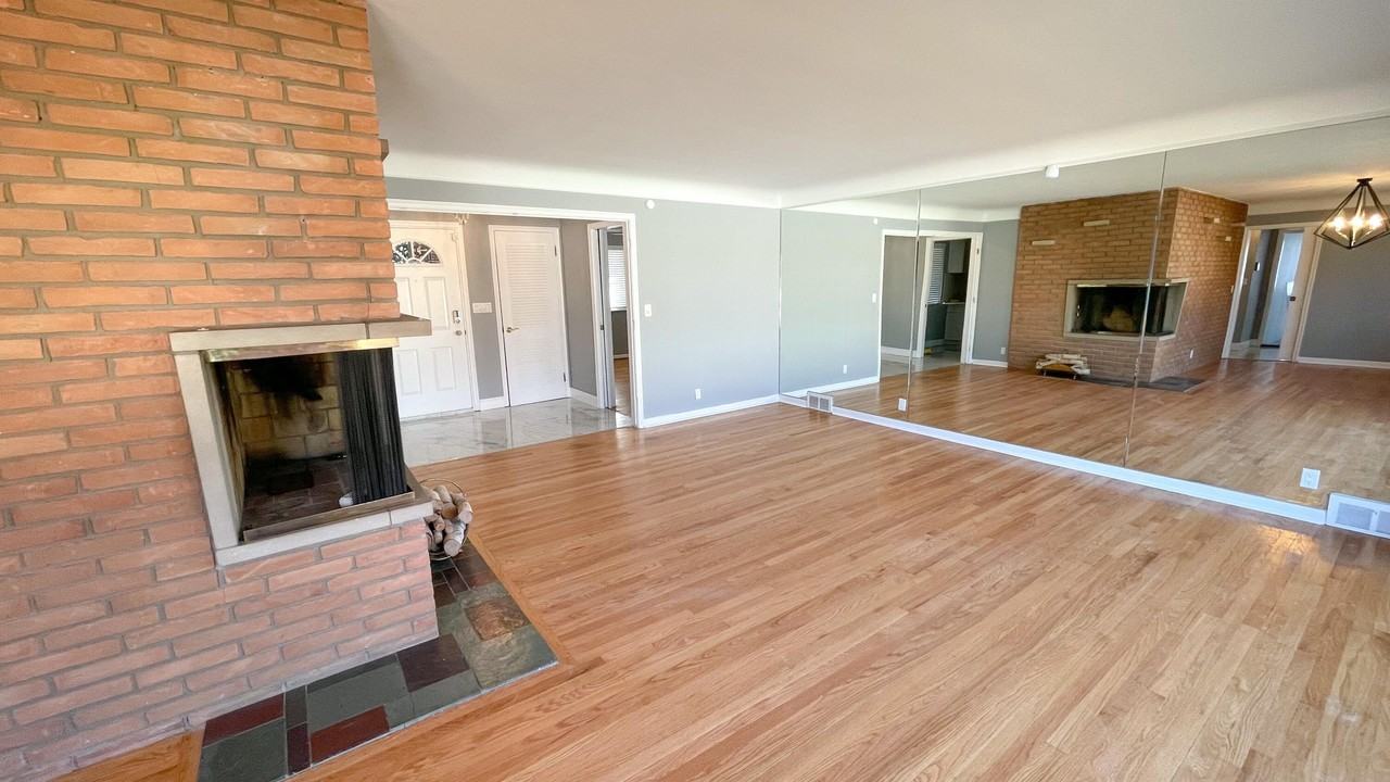 19016 Nadol Dr - Photo 2 of 27