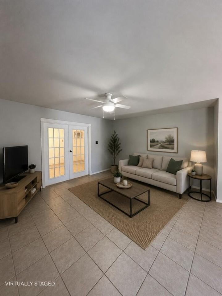715 Continental Dr #3 - Photo 6 of 22