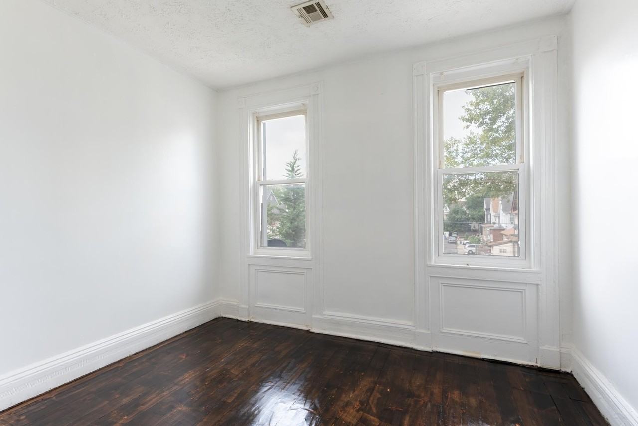 80 Linden Ave #2 - Photo 5 of 8