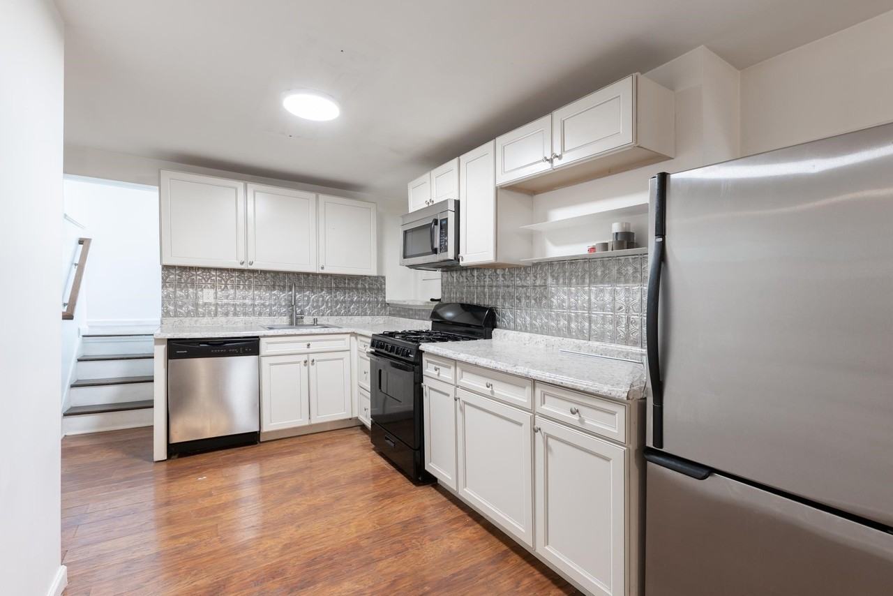 80 Linden Ave #1 - Photo 2 of 9