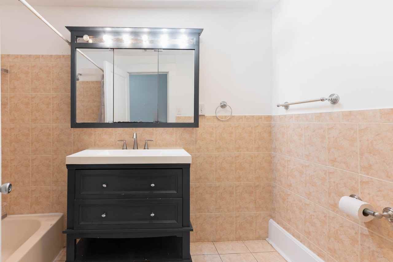 80 Linden Ave #1 - Photo 5 of 9