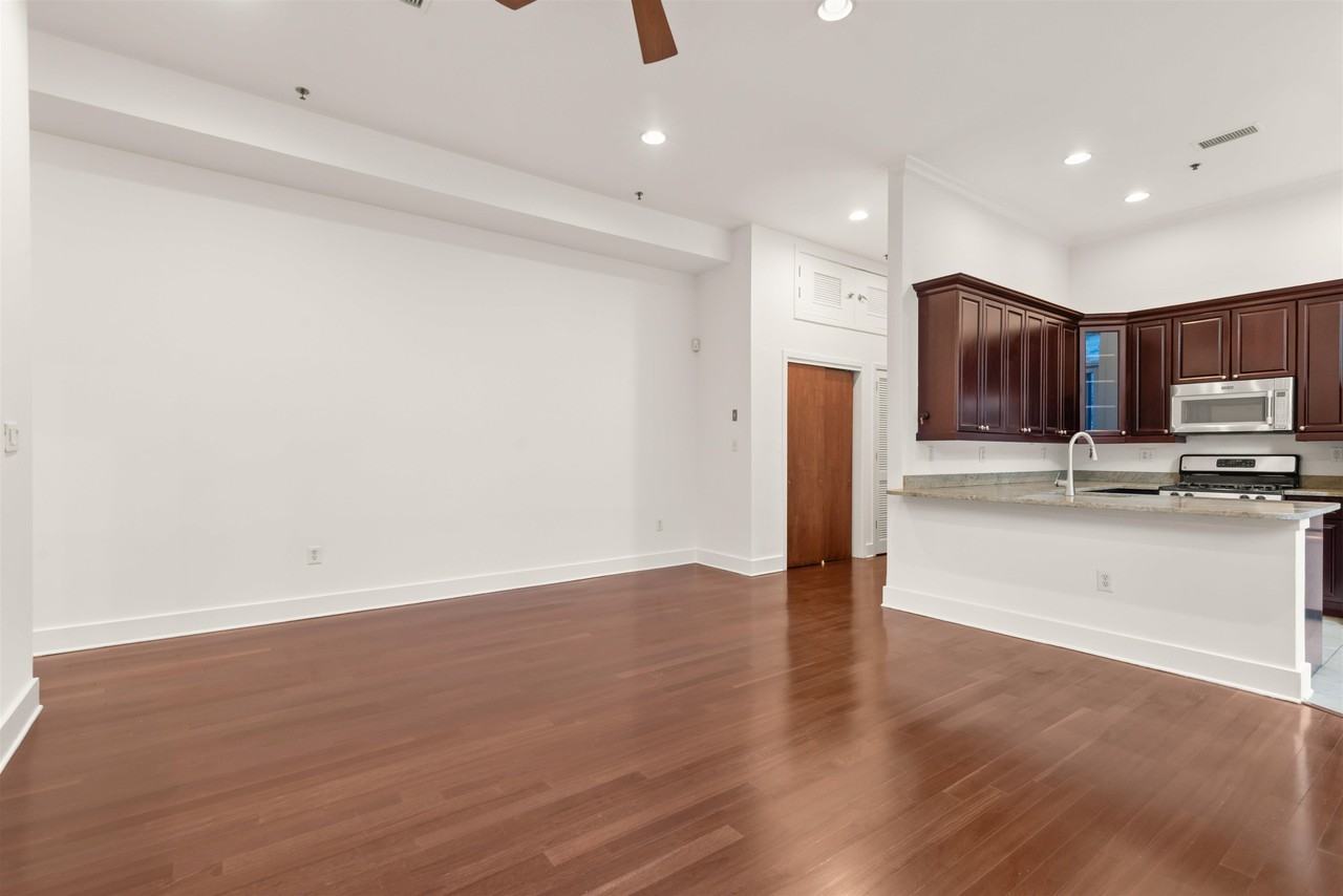 187 Warren St #211 - Photo 7 of 22