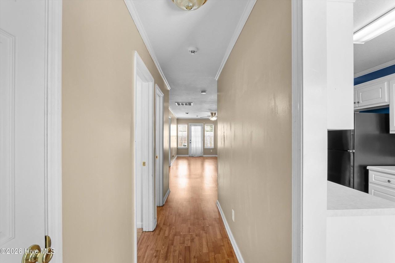 113 Brittany Way - Photo 3 of 32