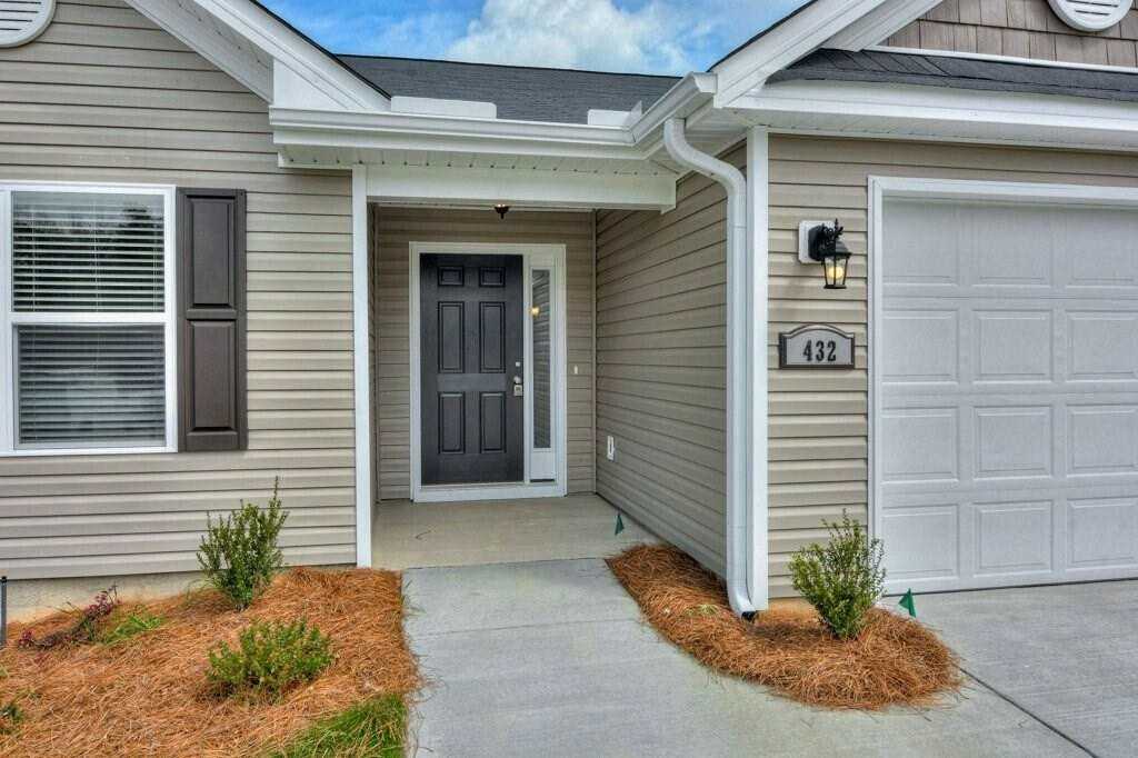 369 Norwich Dr - Photo 4 of 26