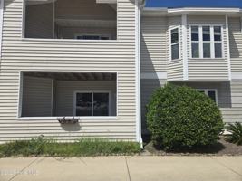 featured image of 421 Commerce Ave #A
