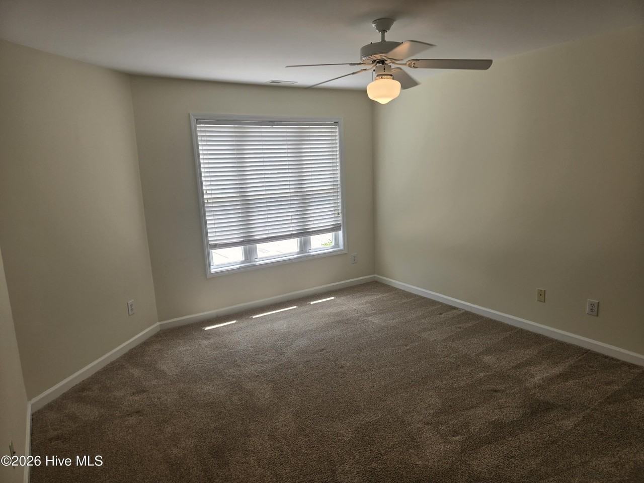 421 Commerce Ave #A - Photo 7 of 12