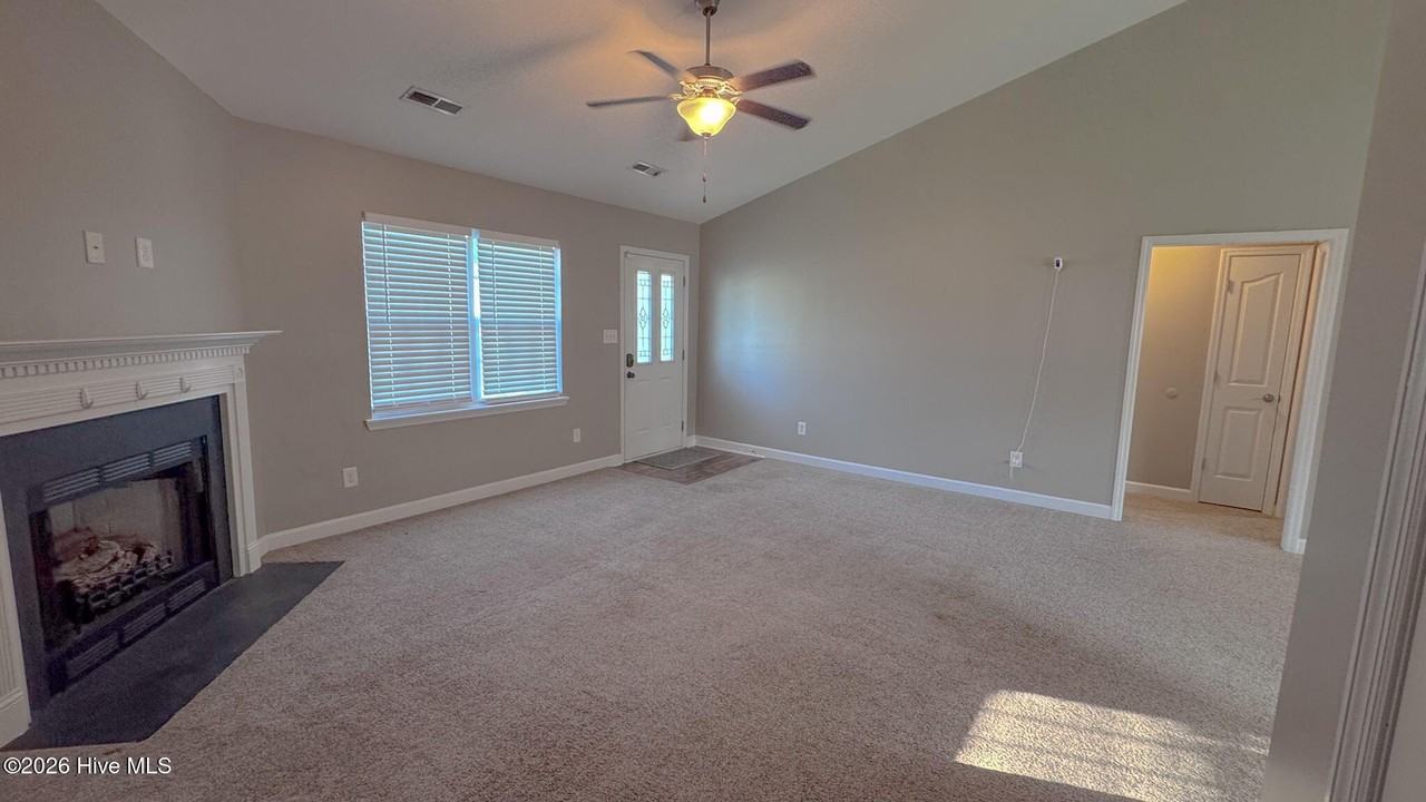 154 Louie Ln - Photo 2 of 18