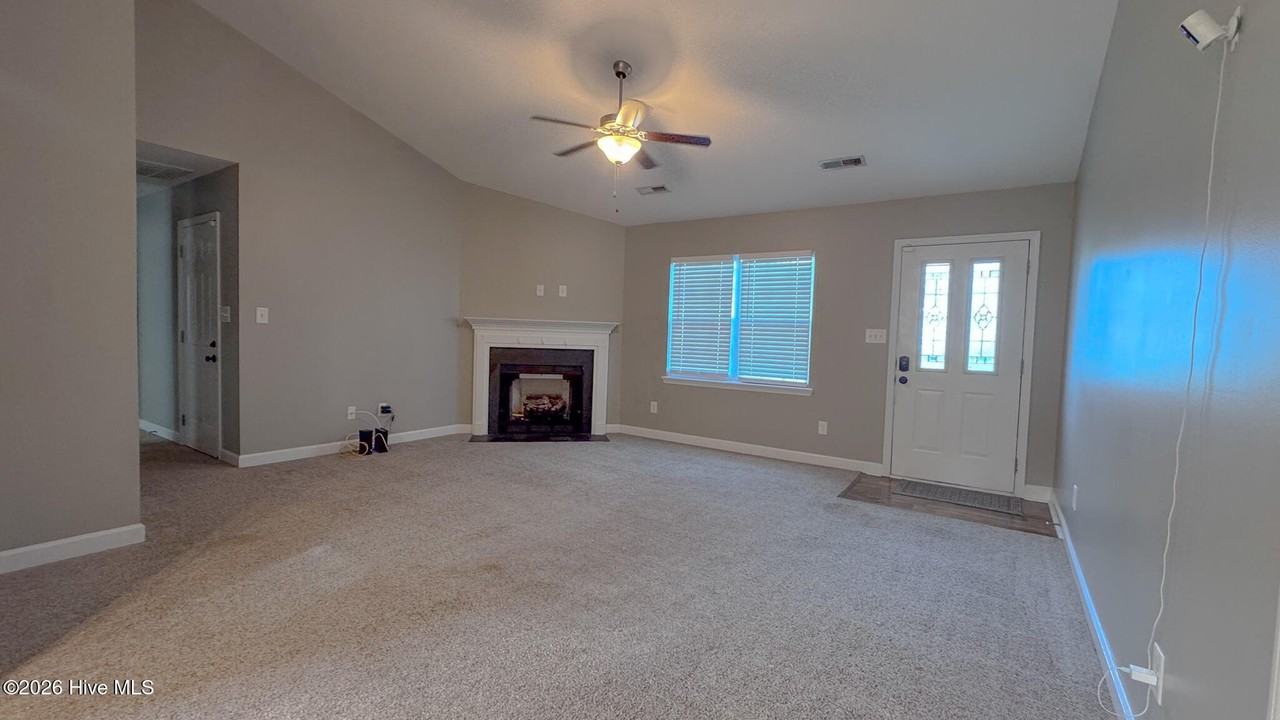154 Louie Ln - Photo 6 of 18