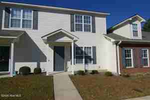 featured image of 4125 Dudleys Grant Dr #G