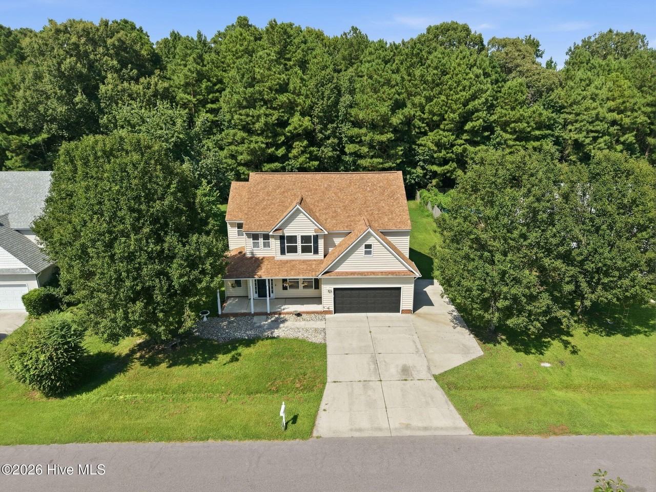 235 Green View Rd - Photo 3 of 44