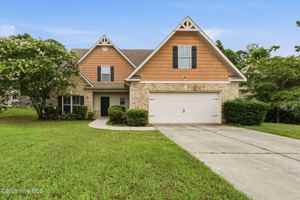 featured image of 8017 Battle St