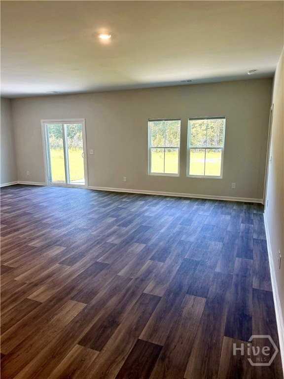 150 Geranium Way - Photo 6 of 17