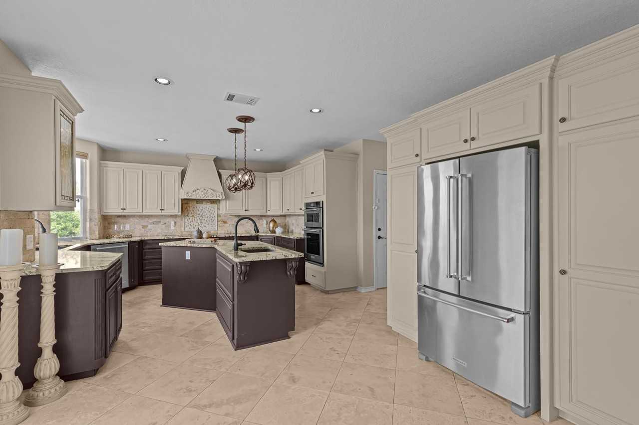 112 Big Sky - Photo 7 of 30