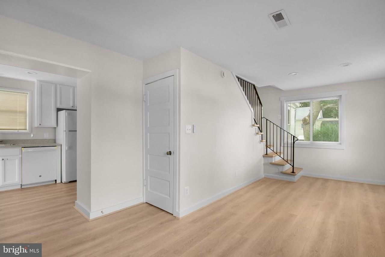 6064 Drum Point Rd - Photo 4 of 21