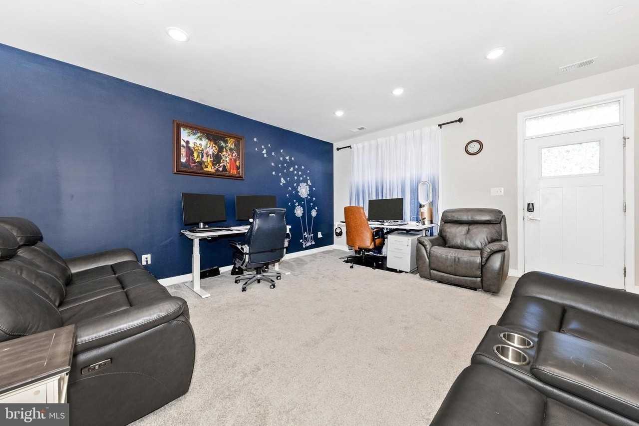 6110 Stonecat Ct - Photo 5 of 50