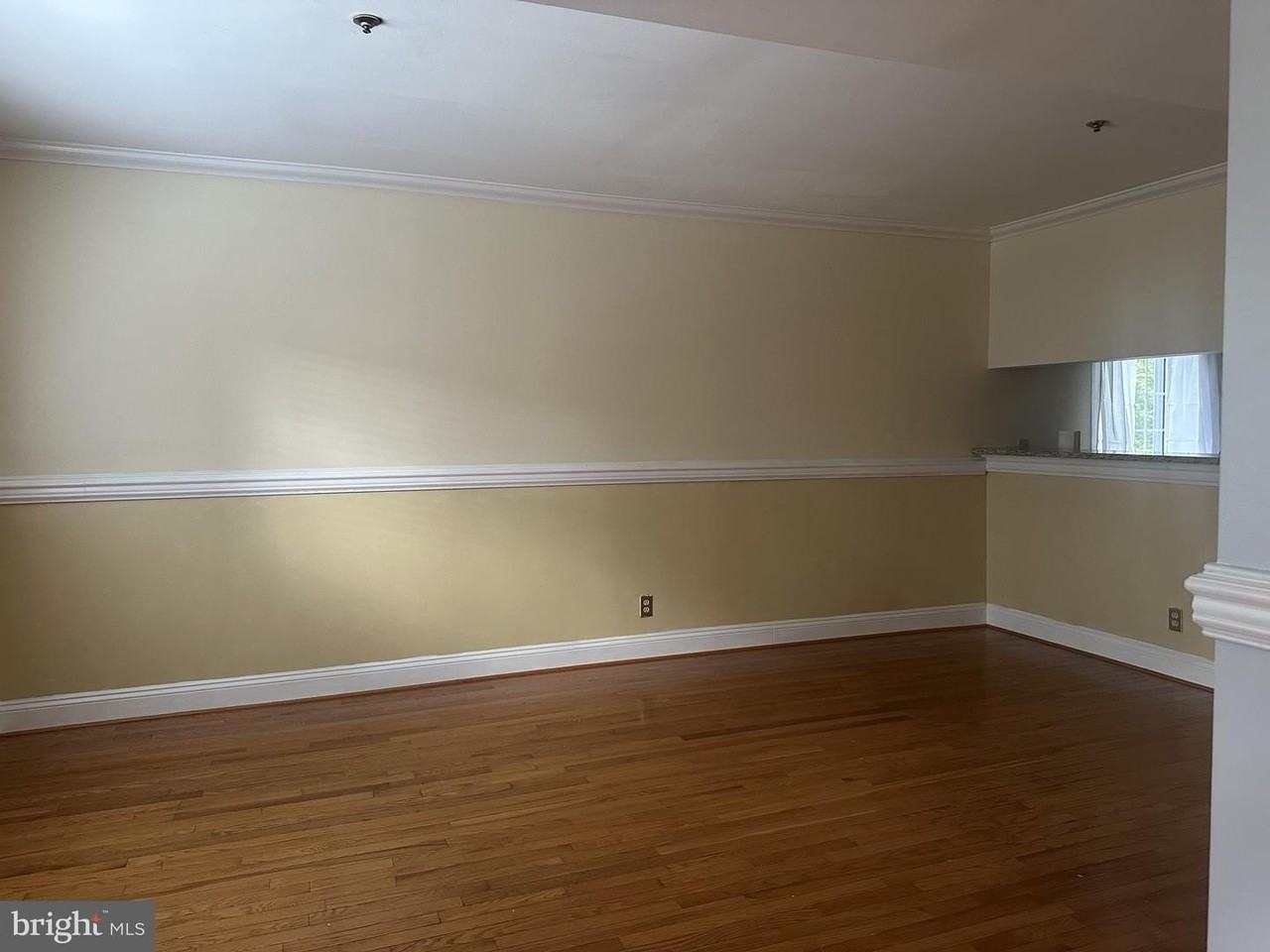 4916 Columbia Rd - Photo 6 of 20