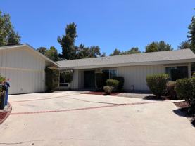 24360 Crestlawn St - Photo 1 of 1
