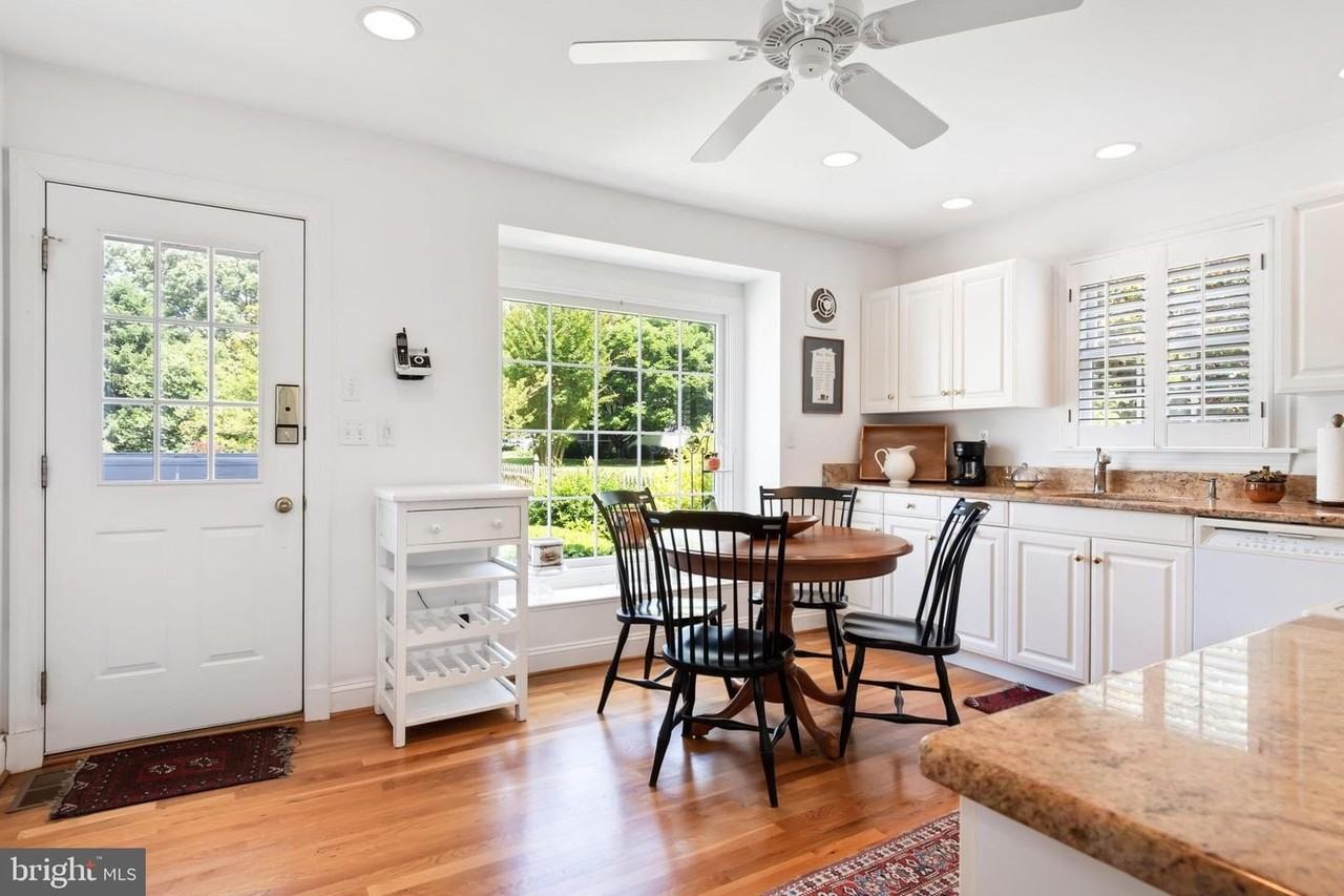 27370 Rest Cir - Photo 6 of 18