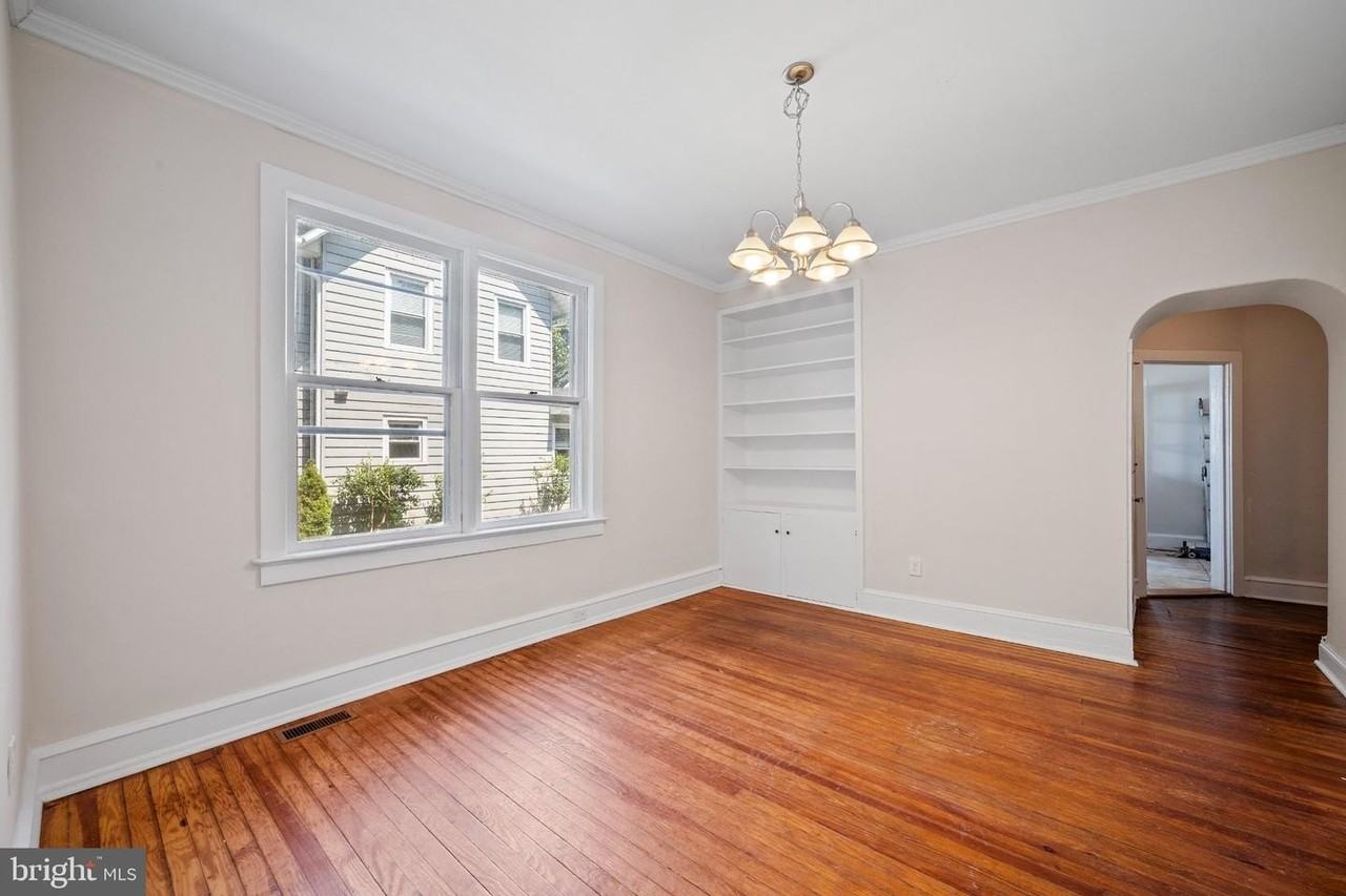 3436 S Woodland Ave - Photo 4 of 19