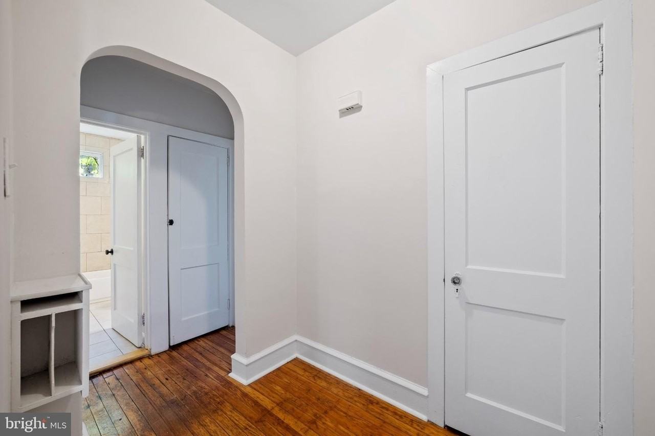 3436 S Woodland Ave - Photo 6 of 19