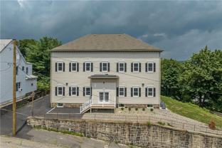 418 W Race St #3 - Photo 1 of 1