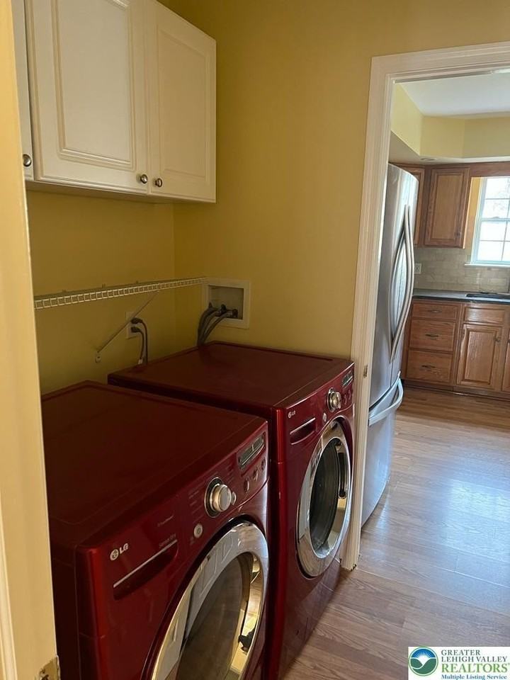 2661 Anthony Ct - Photo 7 of 21