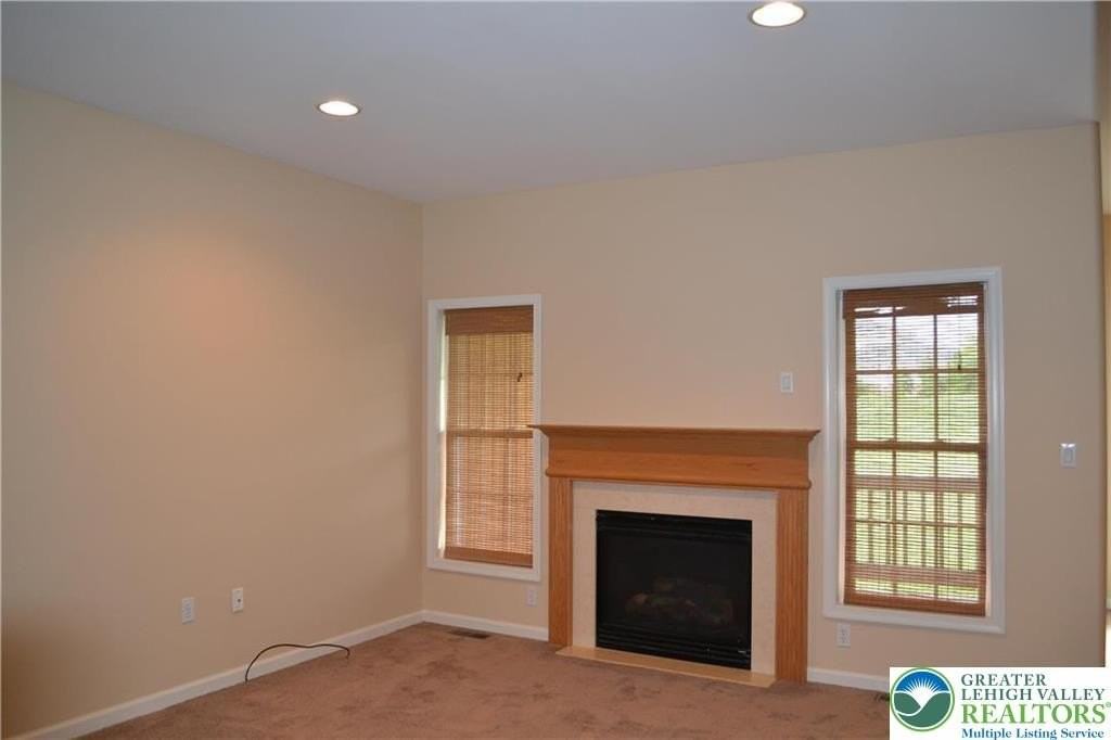 204 S Kathryn St - Photo 4 of 37