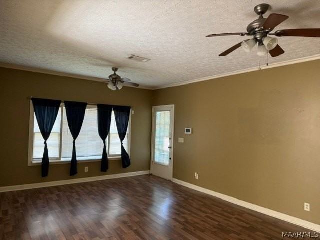 2130 Yancey Ave - Photo 3 of 14