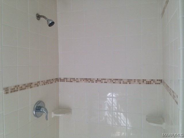 2130 Yancey Ave - Photo 6 of 14