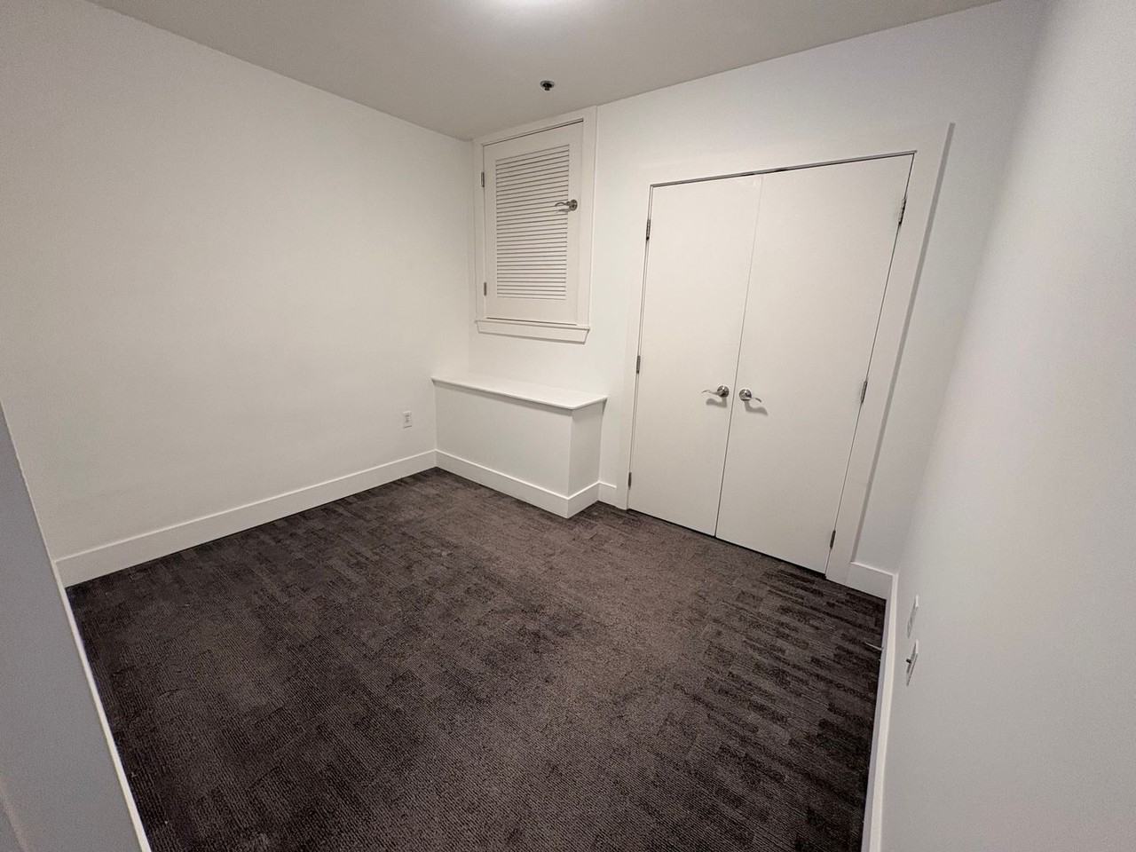 9 S Beaver St - Photo 4 of 8