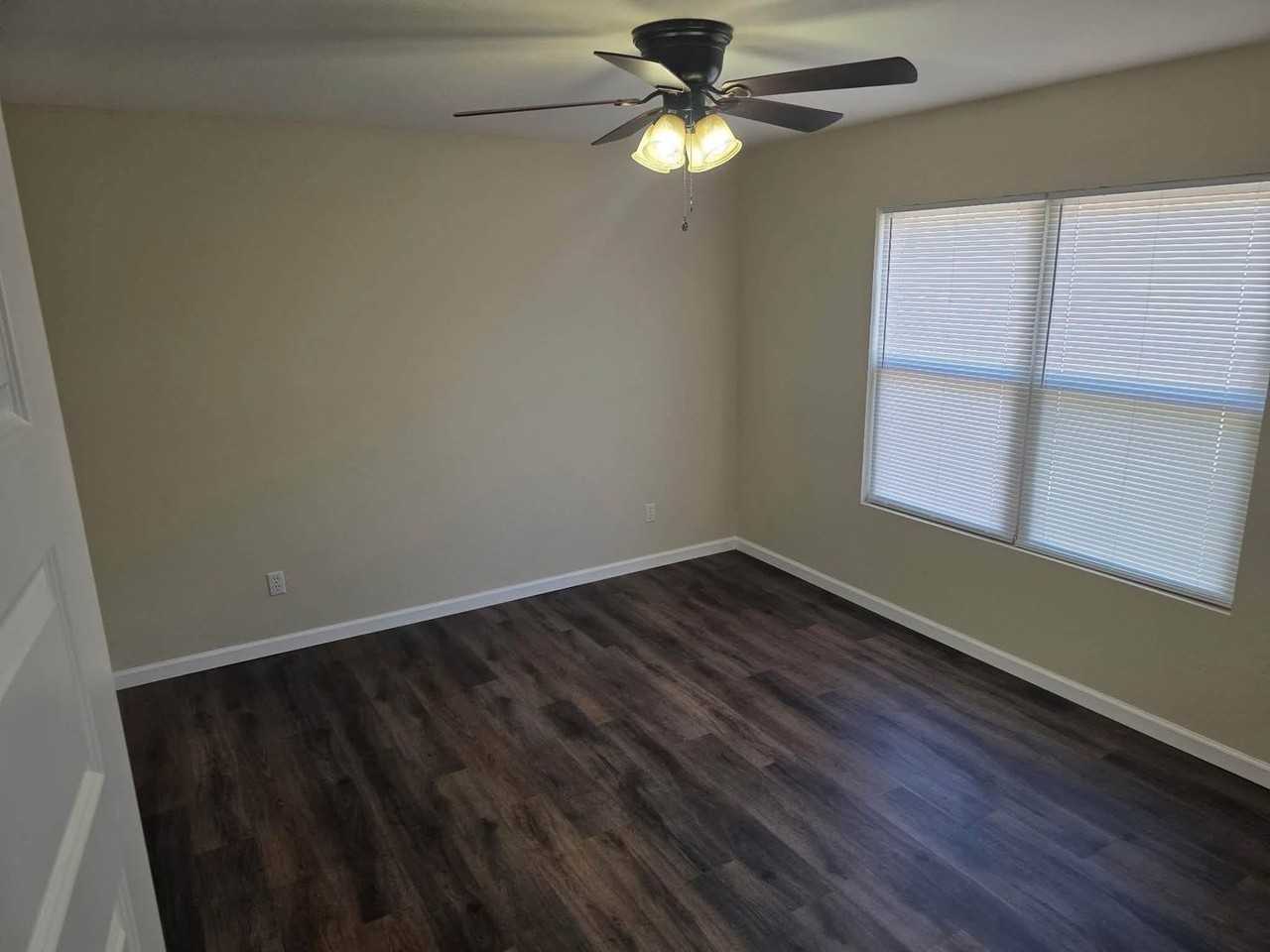 687 N Washington St - Photo 6 of 14