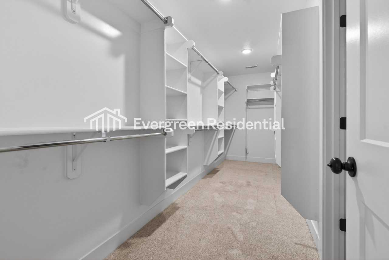 8167 N Berkley Ave - Photo 3 of 25