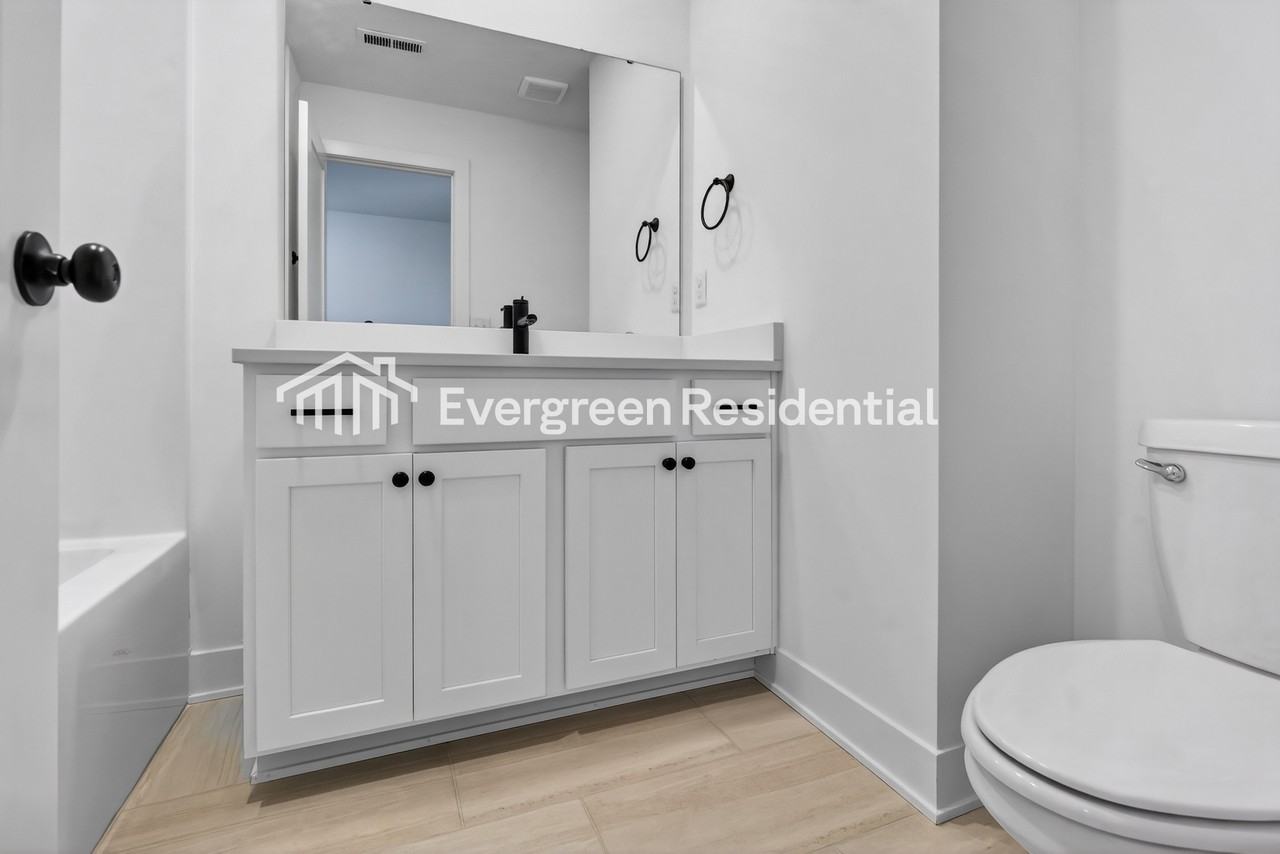 8167 N Berkley Ave - Photo 6 of 25