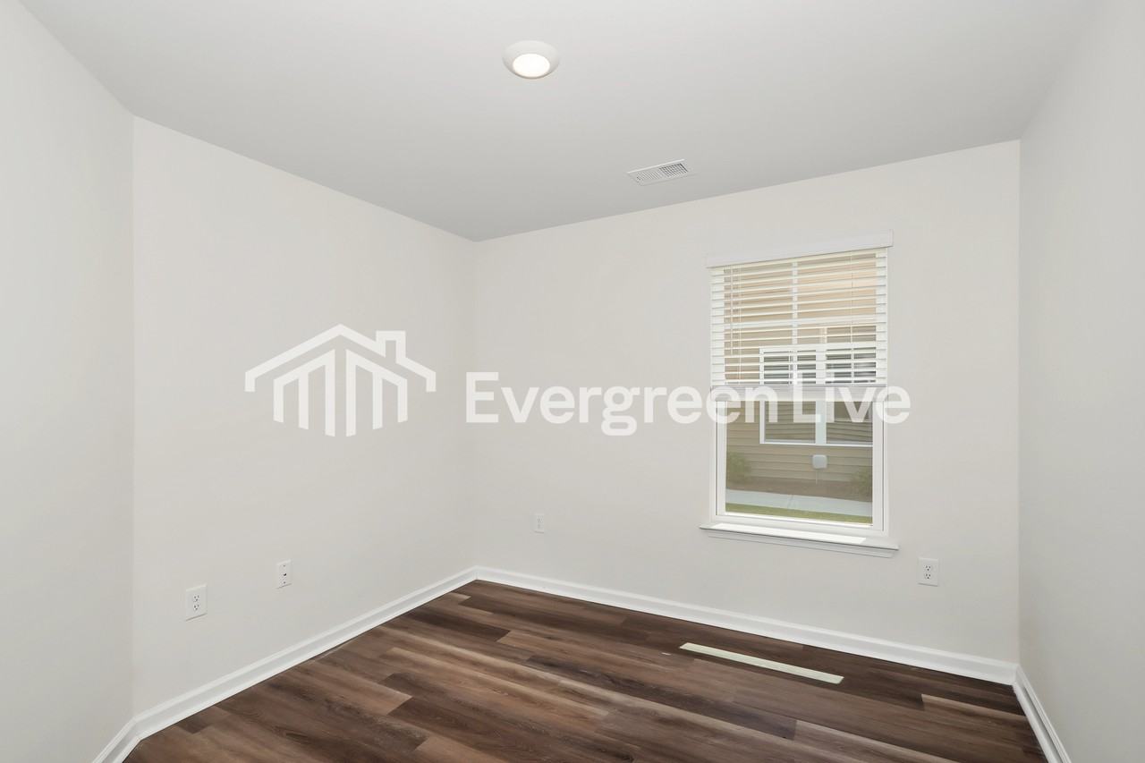 2292 Courtina Way - Photo 7 of 15