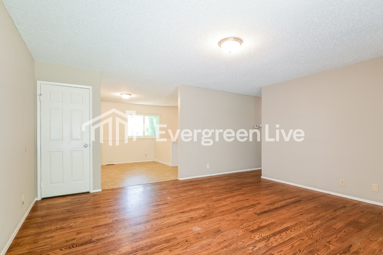 2464 Stoney End Ct - Photo 3 of 15