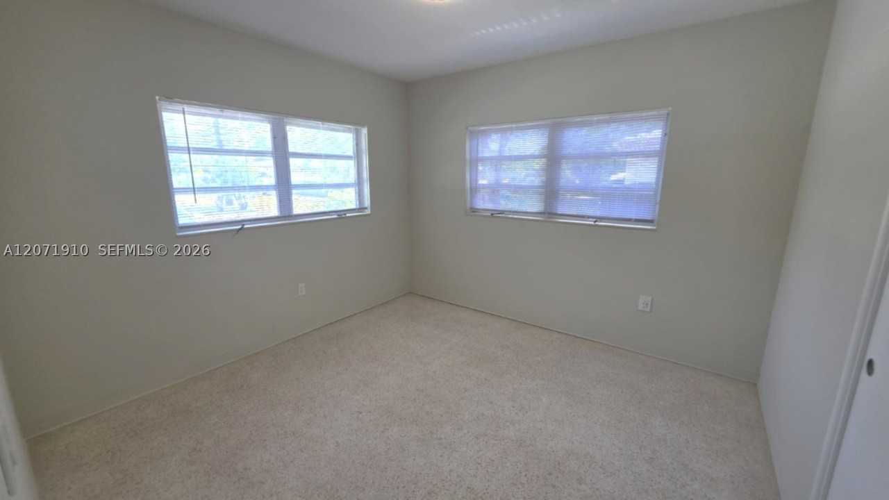 260 Sw 31st Ct #260 - Photo 5 of 11