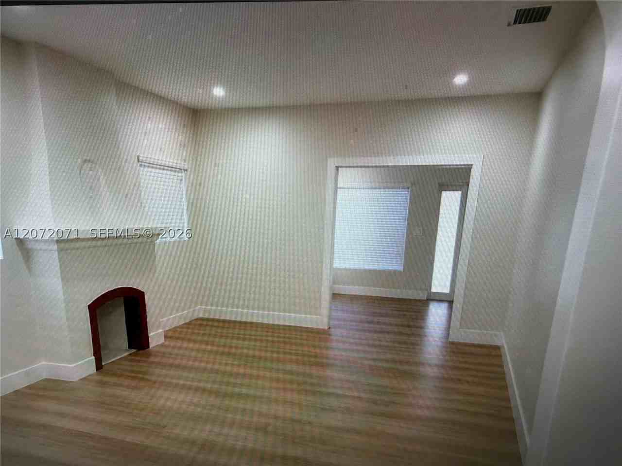 3648 Sw 25th Ter #3648 - Photo 2 of 11