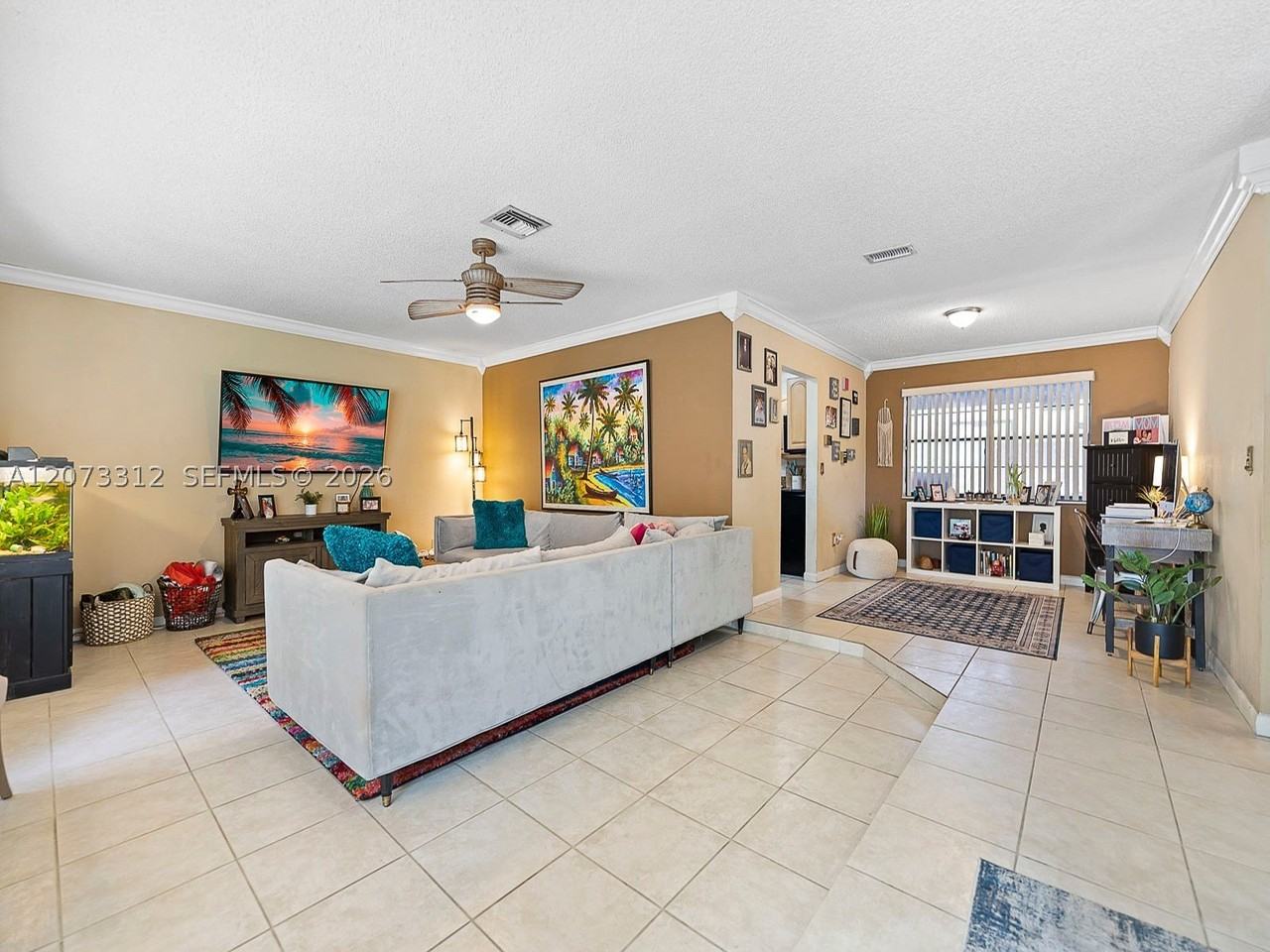 5009 Sw 104th Ave - Photo 6 of 30