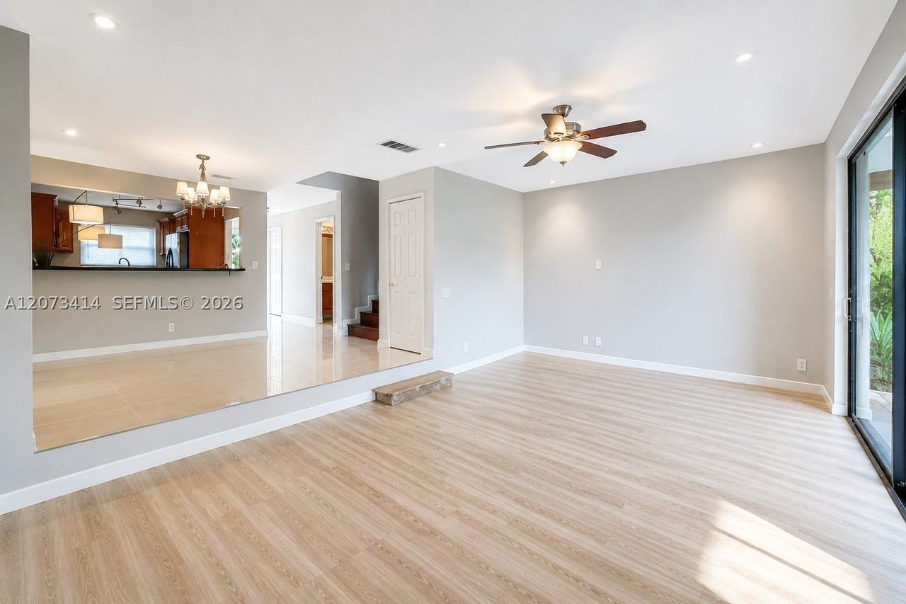 9148 Limetree Ln #181 - Photo 3 of 26