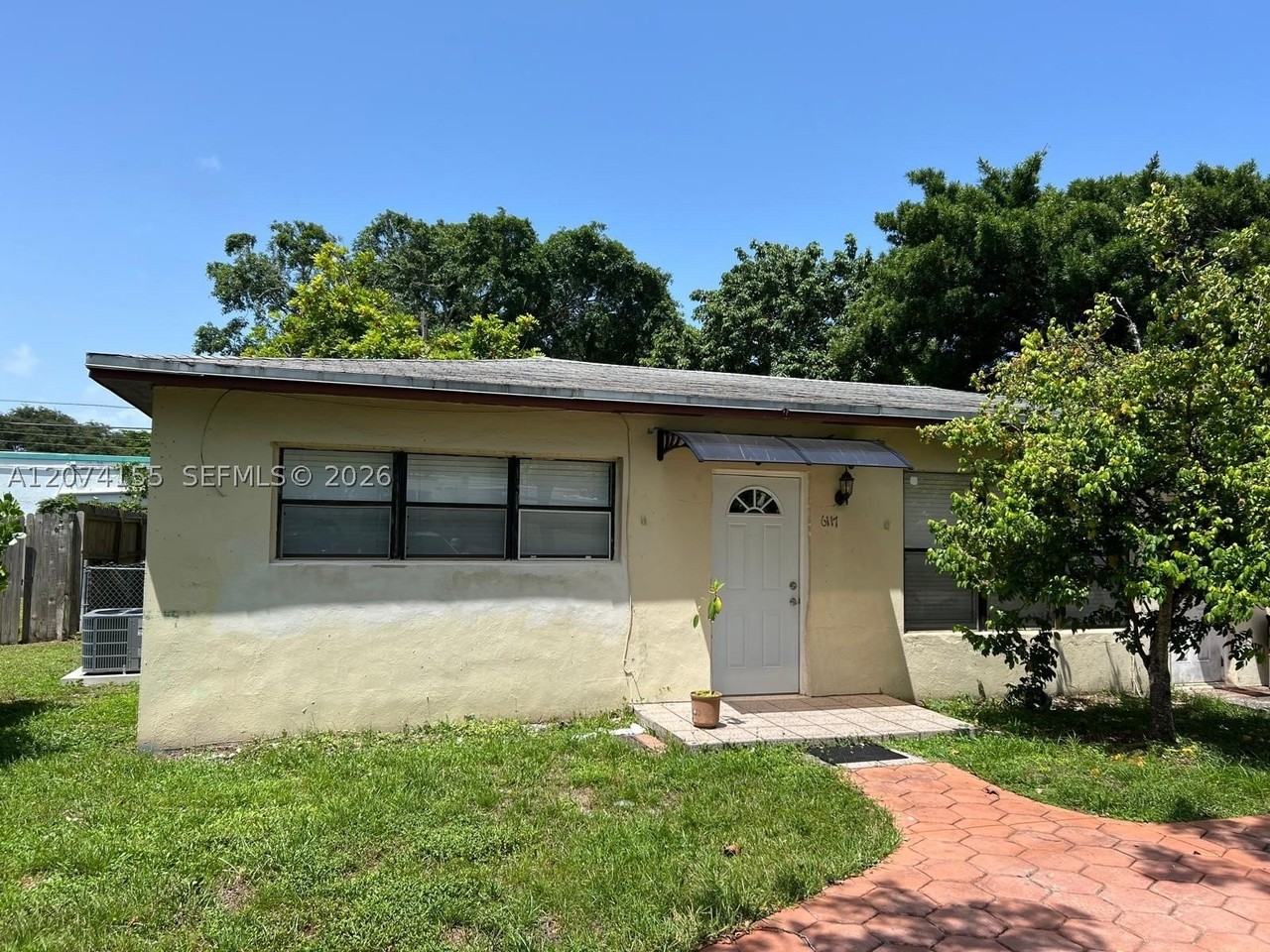 6117 Sw 18th St #6117A - Photo 7 of 9