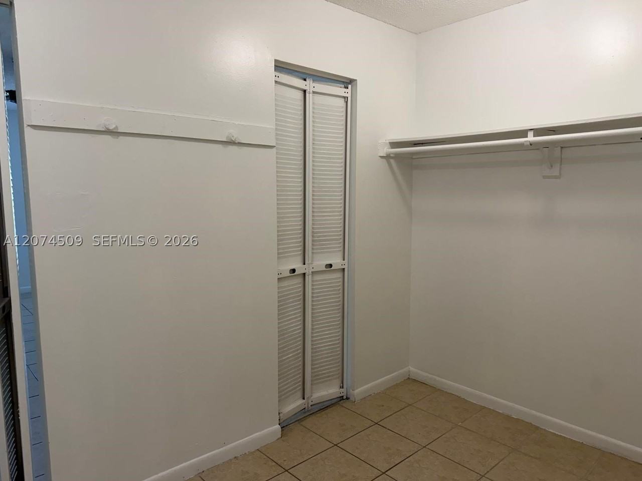 2800 Nw 56th Ave #E206 - Photo 3 of 20