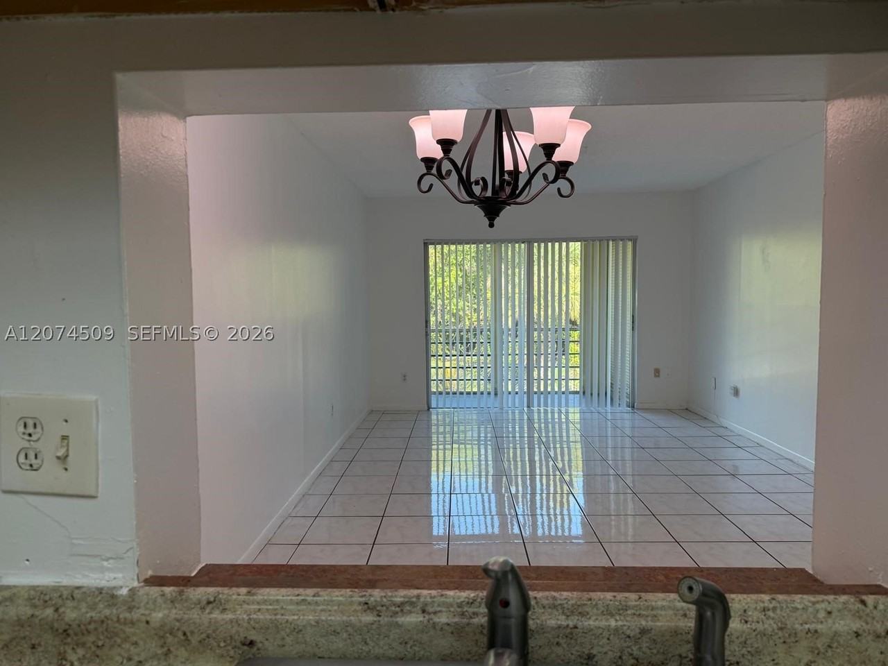 2800 Nw 56th Ave #E206 - Photo 4 of 20